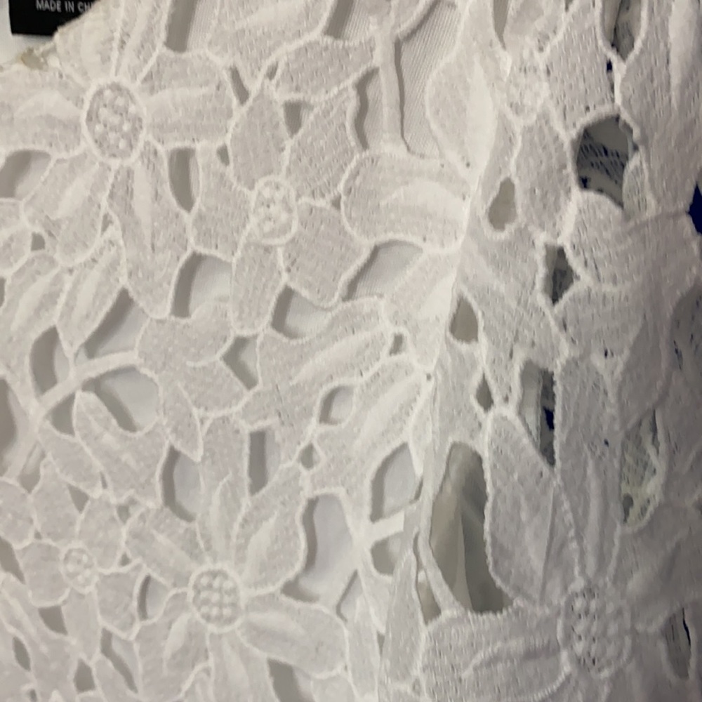 CARTISE NWT White Daisy Lace Mod Dress Sz 6 - Picture 2 of 7